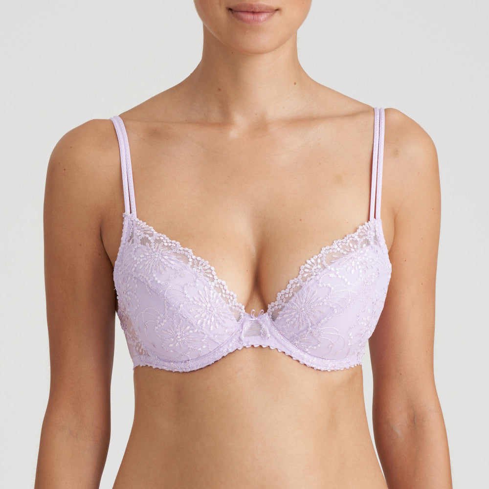 plunging pushup bra in a soft lavender colour with embroidery details comes with optional removable pads