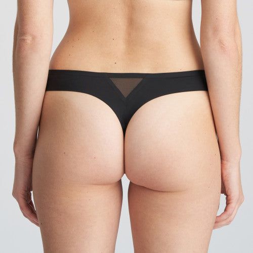 Small mesh triangle in the centre of the back of the thong